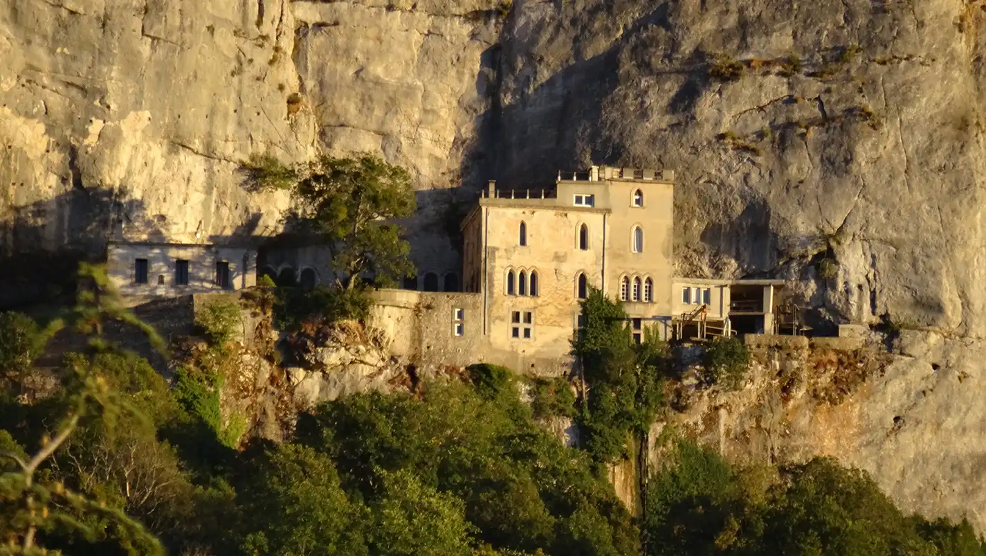 Grotte de Sainte Marie Madeleine à la Sainte Baume [ Villa Handrès | Villa à louer en Provence -400