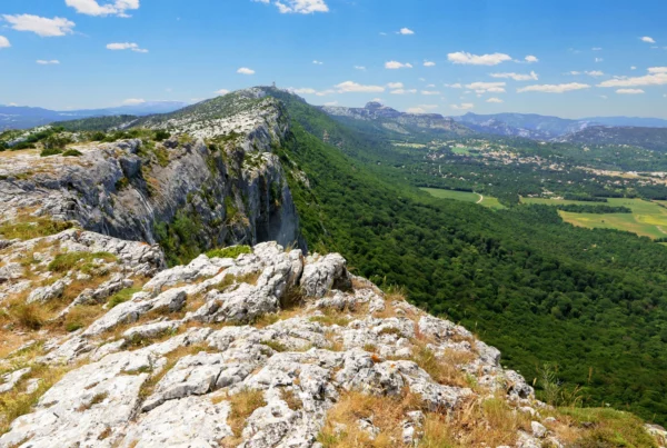 Les 5 meilleures randonnées près de Nans-les-Pins | Villa Handrès
