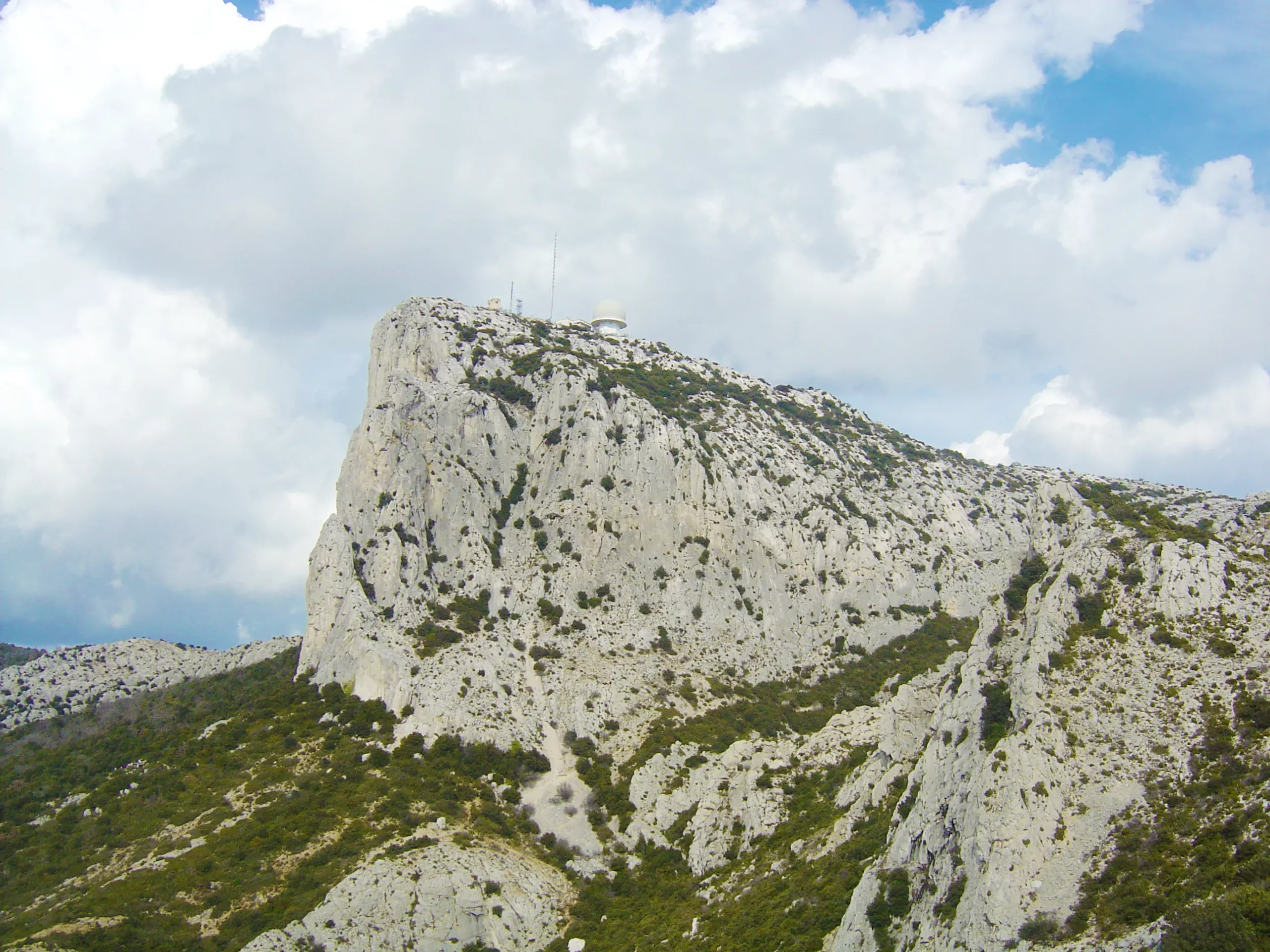 La Randonnée du Pic de Bertagne dans le Massif de la Sainte-Baume